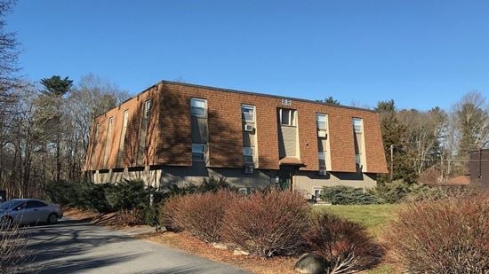 12 Units in Easton MA
