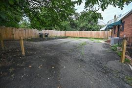 2526 Shirlington Rd
