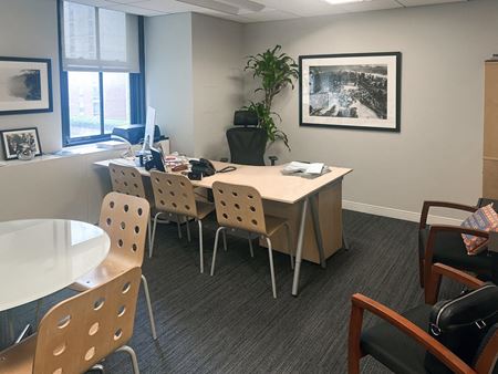 Photo of commercial space at 420 Lexington Avenue in New York