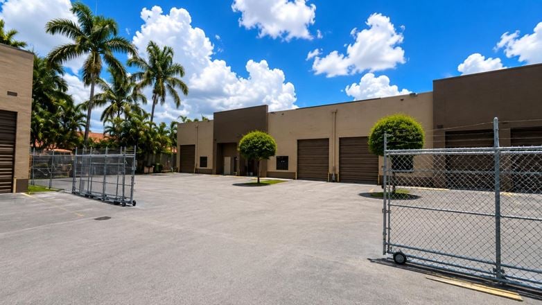 12913 W Okeechobee Rd