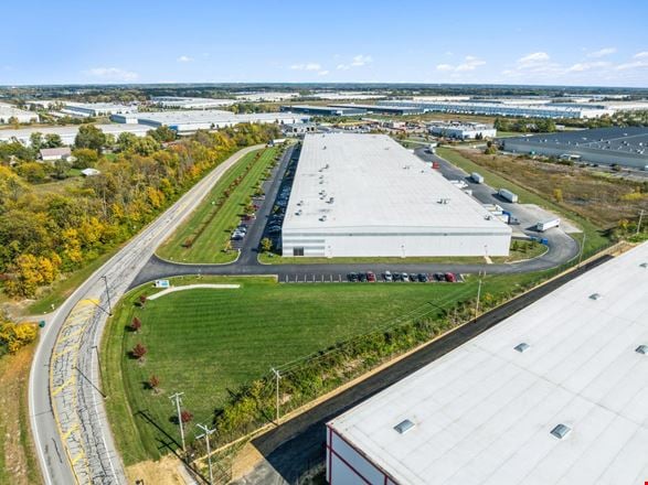 Rickenbacker Commerce Crossing 1