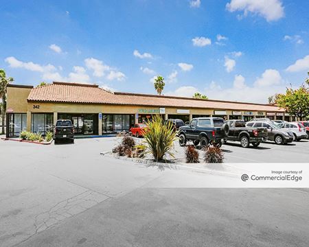 340-402 West San Ysidro Blvd - San Ysidro