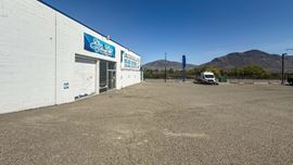 High-profile, commercial end-cap Unit 