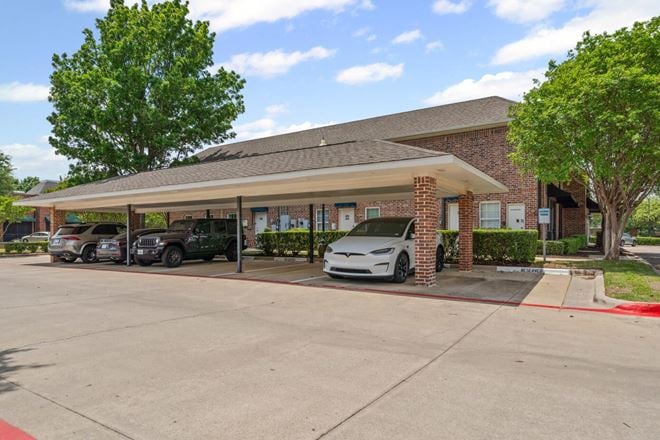Colleyville Square Business Park