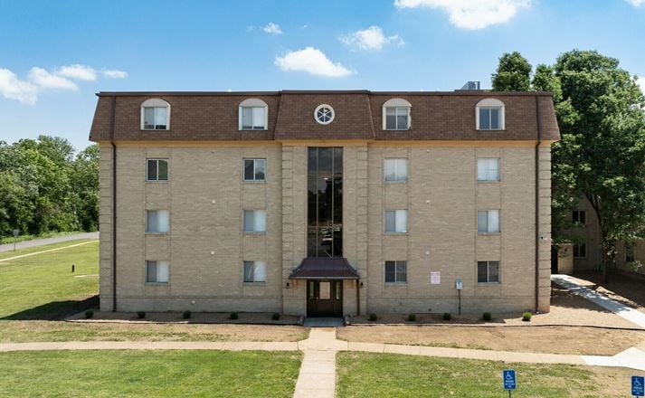 Versailles Apartments
