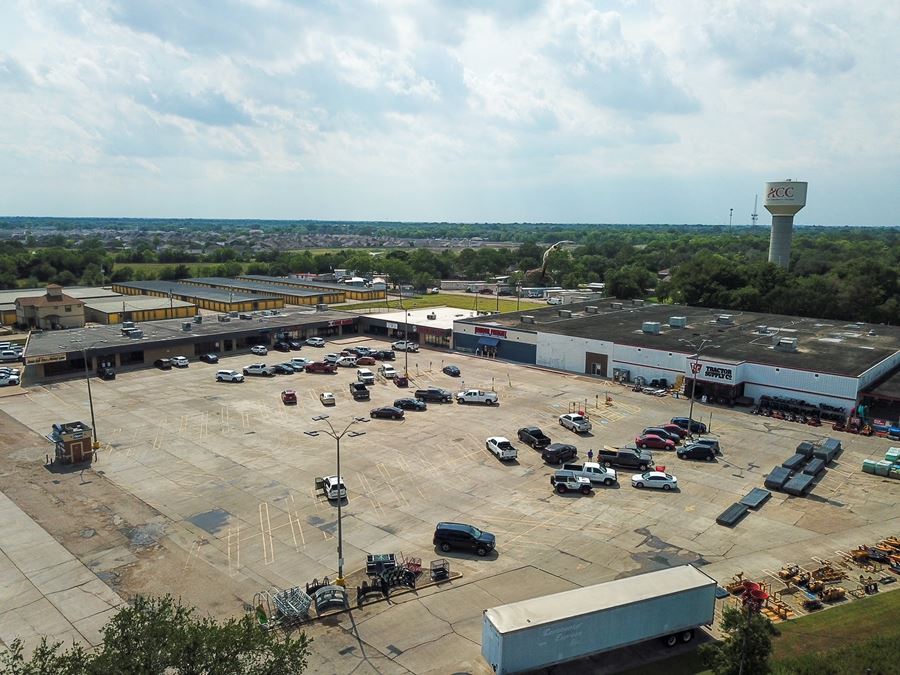 Alvin Shopping Center