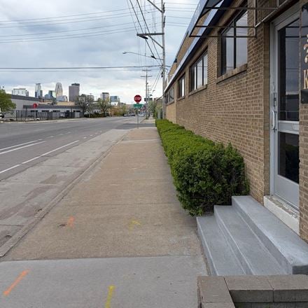2201 2nd Street N