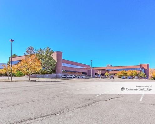 Centennial Airport Plaza