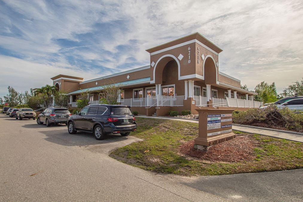 End Unit Office Next To Shorepoint Hospital Punta Gorda 6210 SCOTT ST UNIT 213 Office Space