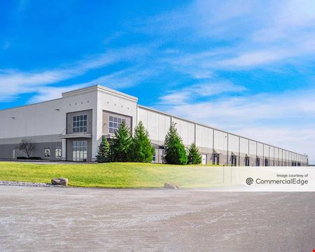 Industrial space for Rent at 9287 Meridian Way in West Chester