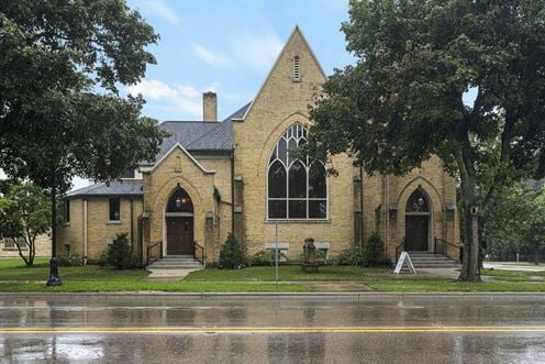 Church for Sale in West Dundee IL