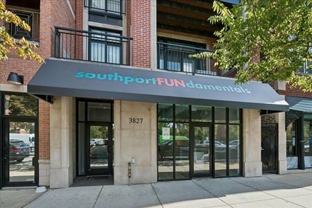 Retail space for Rent at 3827 N Southport Ave in Chicago
