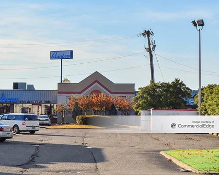 Commercial space for Rent at 200 Shoppingway Blvd in West Memphis