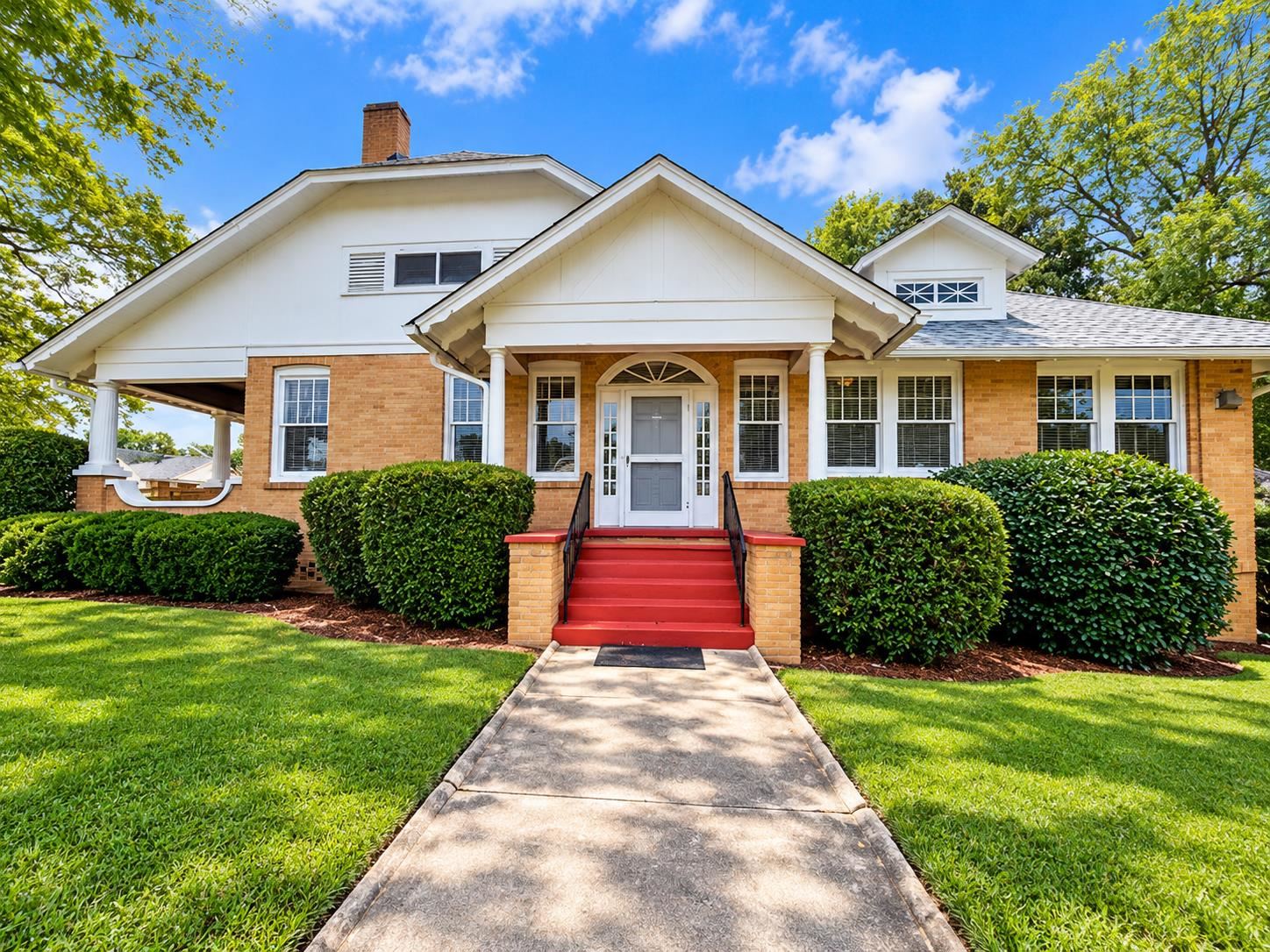 3678 Vineville Ave