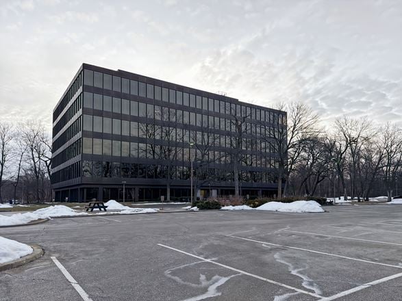 KS, Overland Park - Corporate Woods