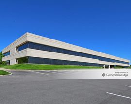 Lakefront at Keystone - Lakefront 10