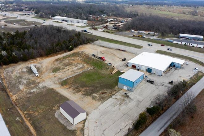 3711  N US Hwy 63