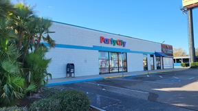 10,292 sf available on Fowler in Tampa