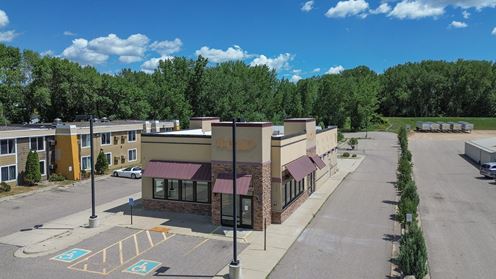 101 W Lind Ct