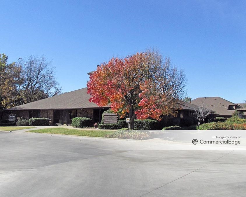 Willowbrook Gardens Professional Center 8201 South Walker Avenue