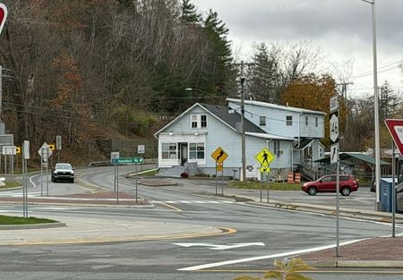 Retail space for Sale at 2855 Aqueduct Rd in Schenectady