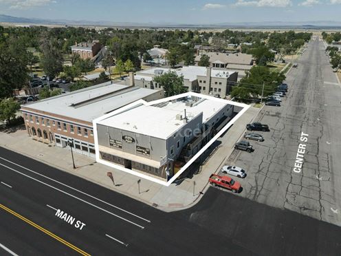10 S Main St