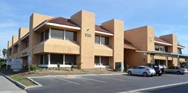 Plaza de Oro (Executive Suites)