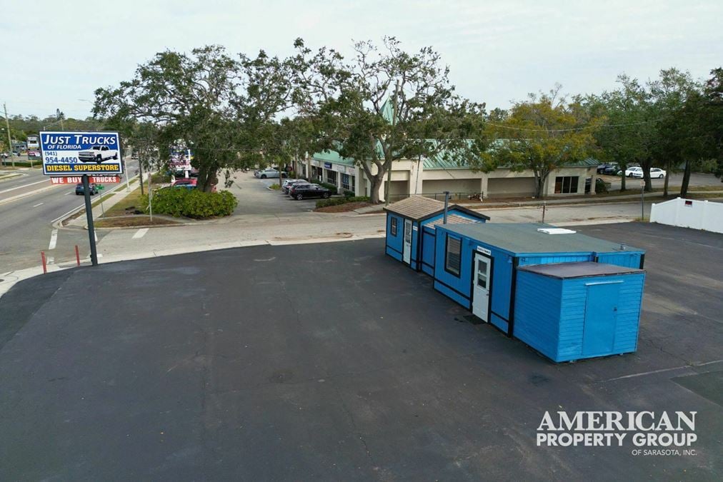 Corner Outdoor Display Lot Downtown Sarasota