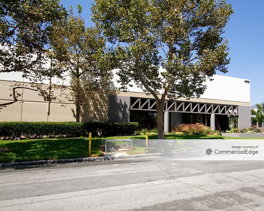 San Fernando Business Center - 1175 Aviation Place