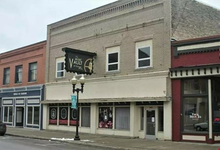Retail space for Sale at 348 River St. in Manistee