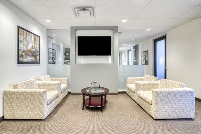 Regus - Montreal - Place d'Armes