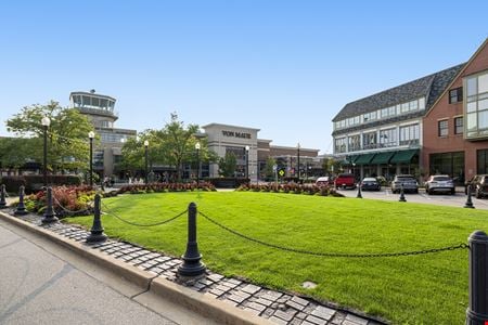 Retail space for Sale at Southwest corner of West Lake Avenue & Patriot Boulevard in Glenview