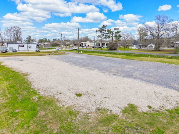 Soft-Corner Development Site on Hwy 44