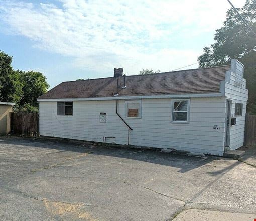 3200 N Dixie