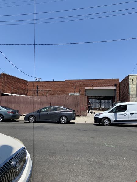 Industrial space for Sale at 149 West 31st Street in Los Angeles