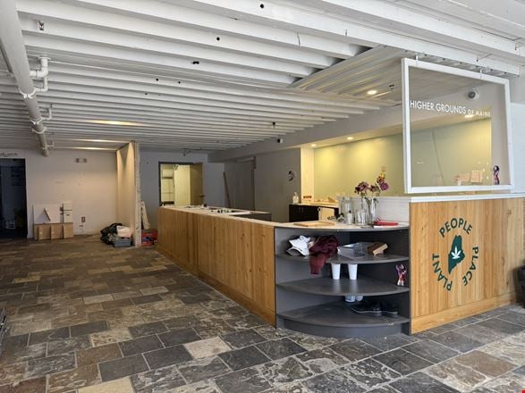 Exceptional Downtown Retail Space
