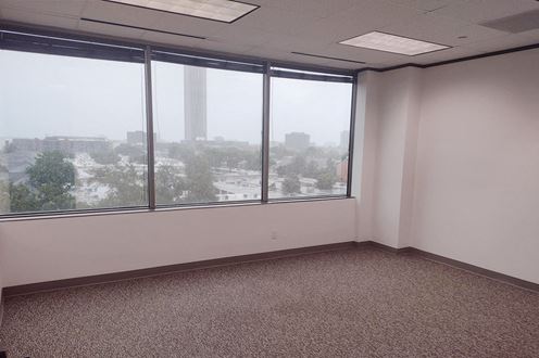 Workstyle Flexible Spaces - 2401 Fountain View Dr