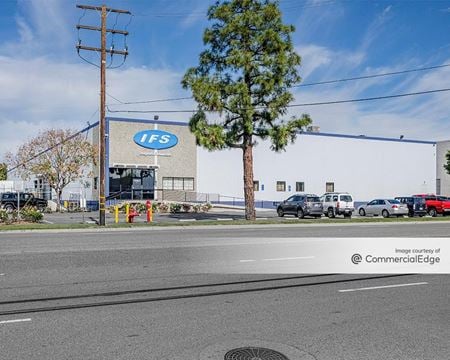Industrial space for Rent at 14249 Artesia Blvd in La Mirada