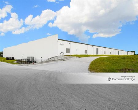 Industrial space for Rent at 1605 Turkey Creek Road in Plant City