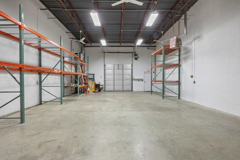 2,650sf Flex Space for Lease in Seaport Business Park, Newburyport, MA