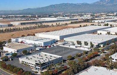 1260 S Dupont Ave