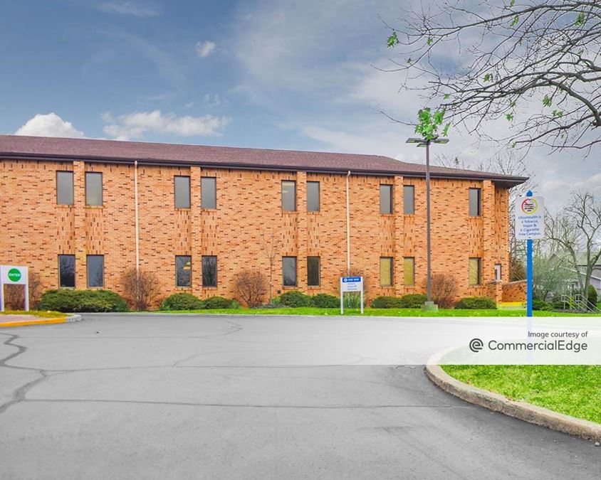 Berger Health Center 210 Sharon Road Office Building