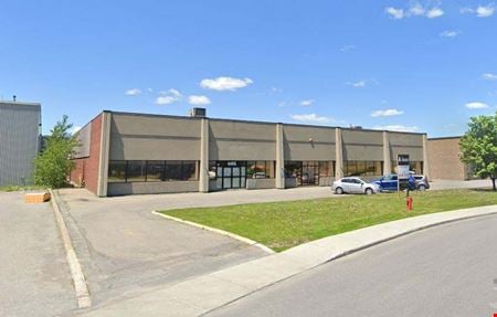 Photo of commercial space at 4488-4490 Garand Street in Saint-Laurent 