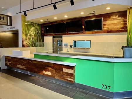 737      Space Photo Gallery 3