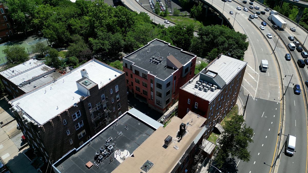 76 Palisade Ave