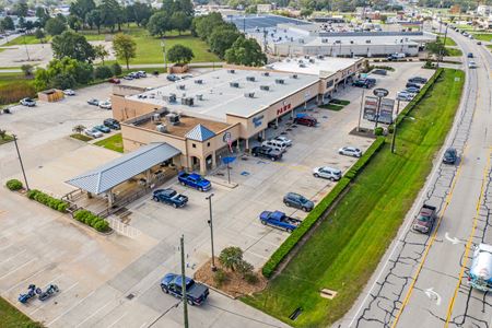 Commercial space for Rent at 18423 FM 1488 in Magnolia