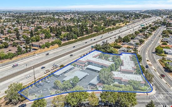MULTI-FAMILY BUILDING FOR SALE