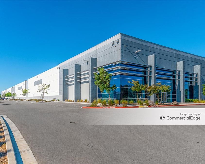 Tracy Pescadero Industrial Park 1700 Pescadero Ave E, Tracy, CA