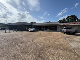 303 Clinton Blvd