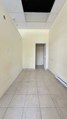 5308 Victoria Dr